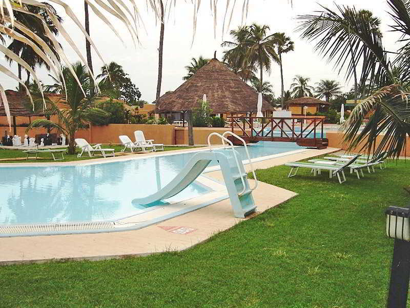 Sunbeach Hotel & Resort Bakau Eksteriør billede
