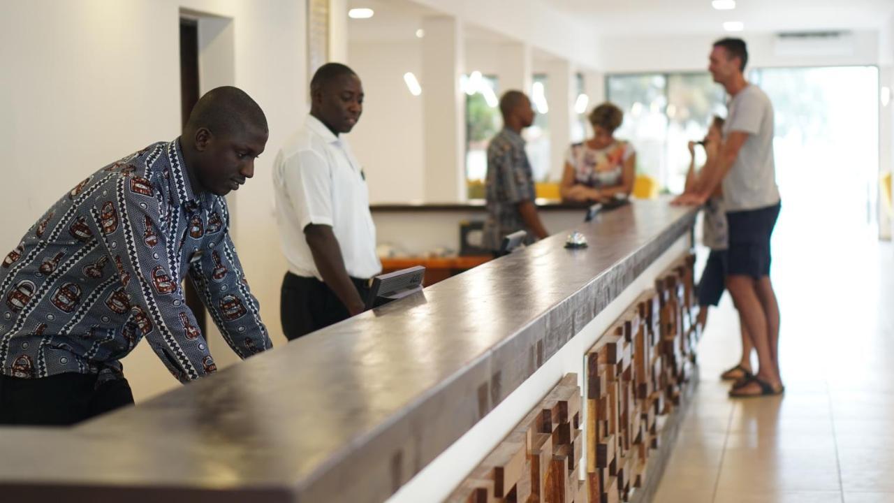 Sunbeach Hotel & Resort Bakau Eksteriør billede